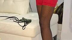 Negrita whore masturbates and cums so hard!