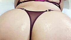 Colombian bodybuilder flashes huge ass tits in jacuzzi