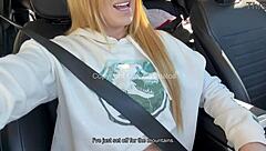 jeune salope, tu veux que je remplisse ta chatte avec mon monster cock?