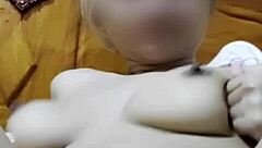 Filipina april leaks pussy play orgasm on video call!