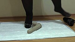 plump mistress pees on rubber dick in heels!