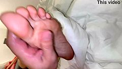 cutest feet get sensual massage in ny salon