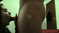 a loirinha do amigo chupa tudo gulosa e submissa