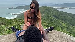 Fodendo Safada ao Ar Livre Buceta Cheia de Leite!