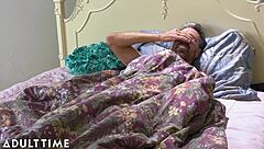 Cutie Vanessa Sky craves stepdad Steve Holmes' huge cock!