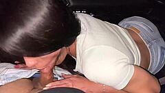 tragándome la verga gorda de un desconocido en plena vía pública