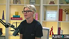 khloe kingsley hairy pussy fingering orgasm solo