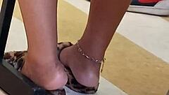 bold lightskin ebony teen soles candid tease