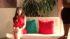 Milf Offer Sparks Lesbian Interracial Threesome Squirting Frenzy