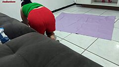 madrasta BANHEIRO CURTAIN peeks STEPDAD bath BIG COCK tease