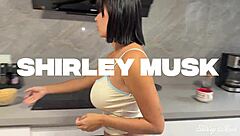 hot milf gets her tight pussy pounded in morning ride