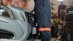 Bella James' Tight Pussy Ripped By Mechanic In Car!