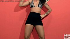 ebony babe dances cams and cums hard