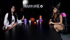 exibicionista revela lugares pra transar em lingerie halloween casal swingers