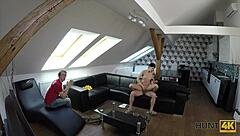 Sex for cash on vacation? hot cutie agrees eagerly