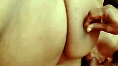 sundaydogood614 shaves her smooth wet pussy closeup