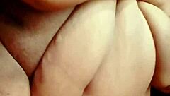 sundaydogood614 shaves her smooth wet pussy closeup