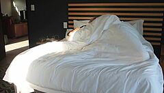 ebony juicy pussy lips get sloppy licked with slow sensual kisses!