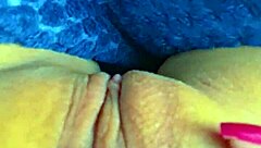 Finger my shaved pussy to squirting orgasm!