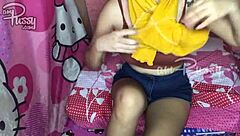 Stolen clip shows naked asian girlfriend posing casually