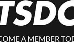 jennifer white makes brunette babe explode in pleasure