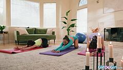 petite small tits brunettes double strapon fuck hot latina lesbian yoga teacher pussy