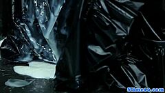 glam babe face drenched in thick bukkake jizz 💦