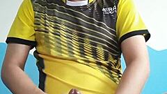 Man, I’m so turned on watching Thai gay action explode!