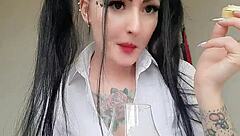 hey dirty boy, wanna taste my sweet apple spit cocktail?