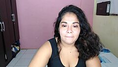 Colombian teen masturbates, begging for cock?