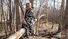 Hanna Gets Wet In The Bathtub