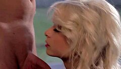 Blonde goddess showcases inspirational oral sex skills