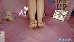 tommy king twerks wildly for that big cock!