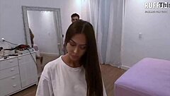 Ladrão arromba o cu e a casa da gostosa!