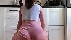 Arab Girls Compete in Skinny Ass Dancing Showdown