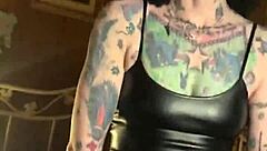 i orgasmed so hard ridin that dildo, milf hotink4u with piercin and tattoo
