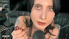 loira esposa do corno faz espanhola com seios enormes, dando buceta e cuzinho rosa enquanto marido filma