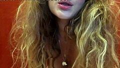 fetish whore in shorts fingering closeup