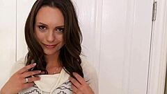 brunette babe gets sprayed in high definition handjob scene