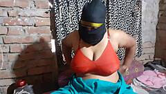 Wet Pussy Exposed in Public Outdoors