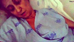 estou esperando o meu medico de madrugada com a buceta bem molhada full on red