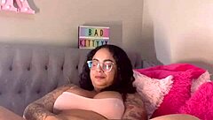 Badkittyyy, show me that squirting pussy?