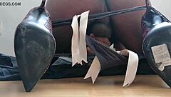 Mexican Nena's heels get jacked in