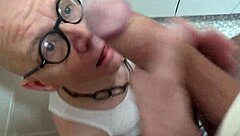 Jerking off and cum feeding in the office toilet