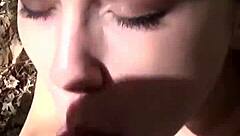 My amateur girlfriend gets anal bareback