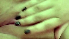 Ayla tempts with her pussy