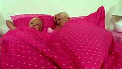 Teen lesbians devour pussies eagerly!