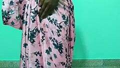 pusssin eating girl in voyeur masturbation