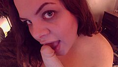 Camgirl's Blowjob Skills: A Sweet and Sexy Performance
