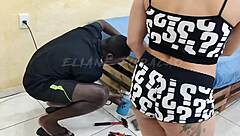 O MARINHEIRO VEIO CONSERTAR A MINHA CAMA E ACABOU FODENDO COMIGO